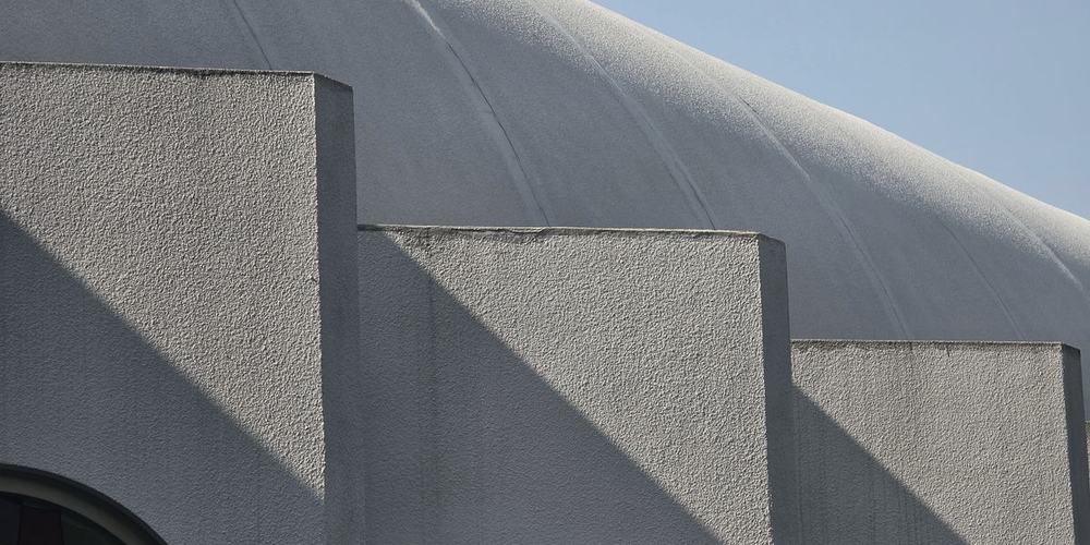 Repeating concrete forms in raking light